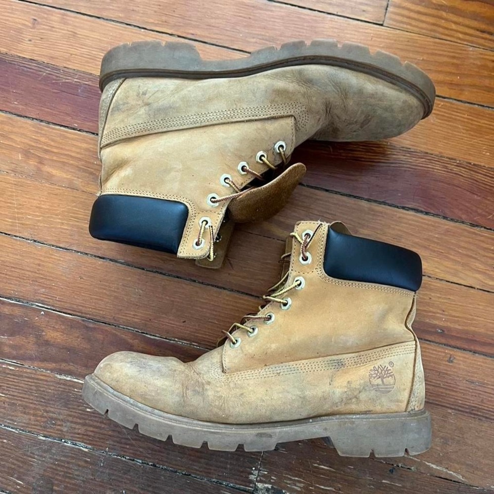 Timberland classic Boots size 11